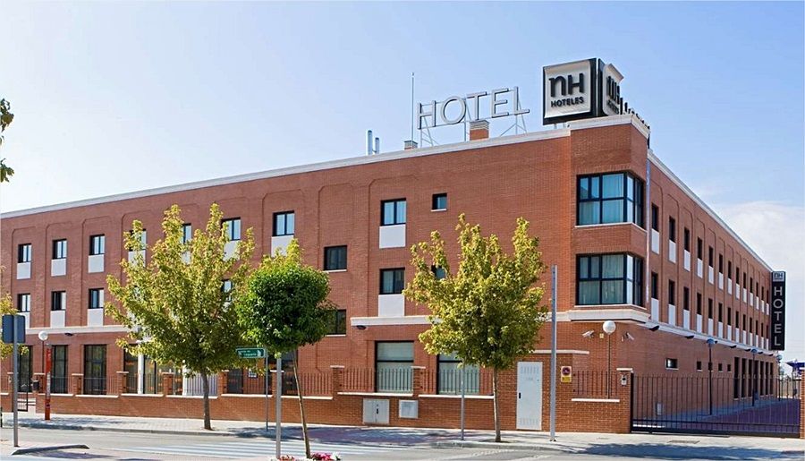 Nh Parla Hotel Exterior photo